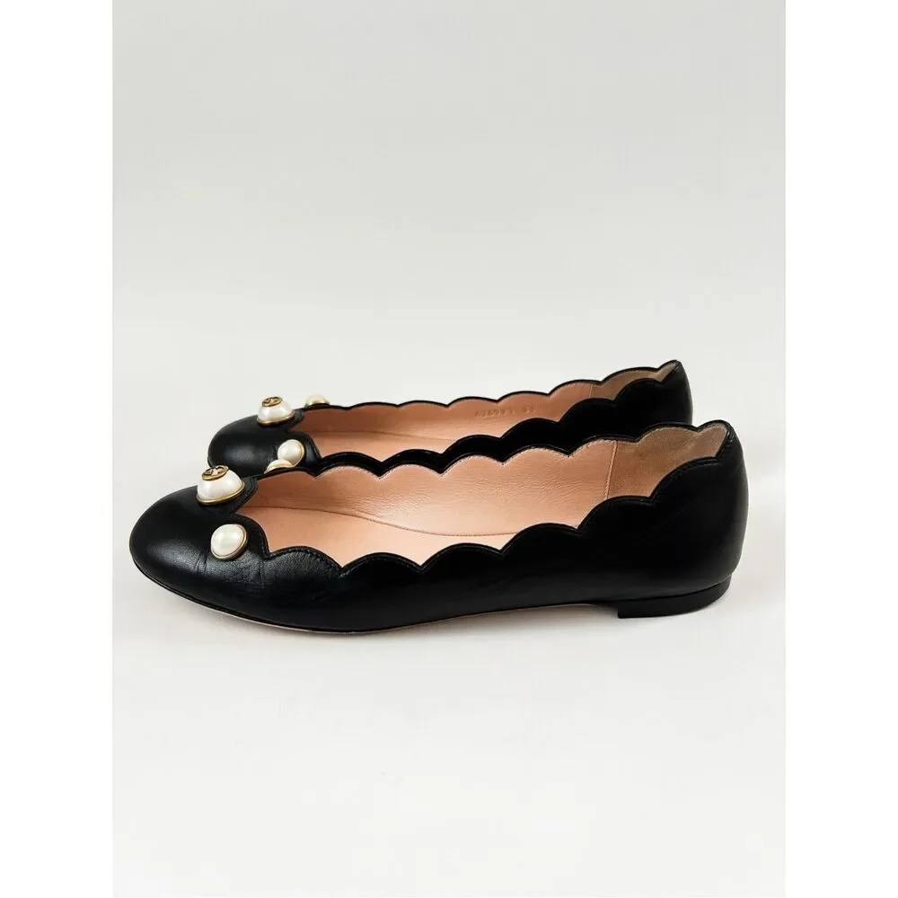 Gucci Black Scalloped Pearl-Embellished Leather Flats
